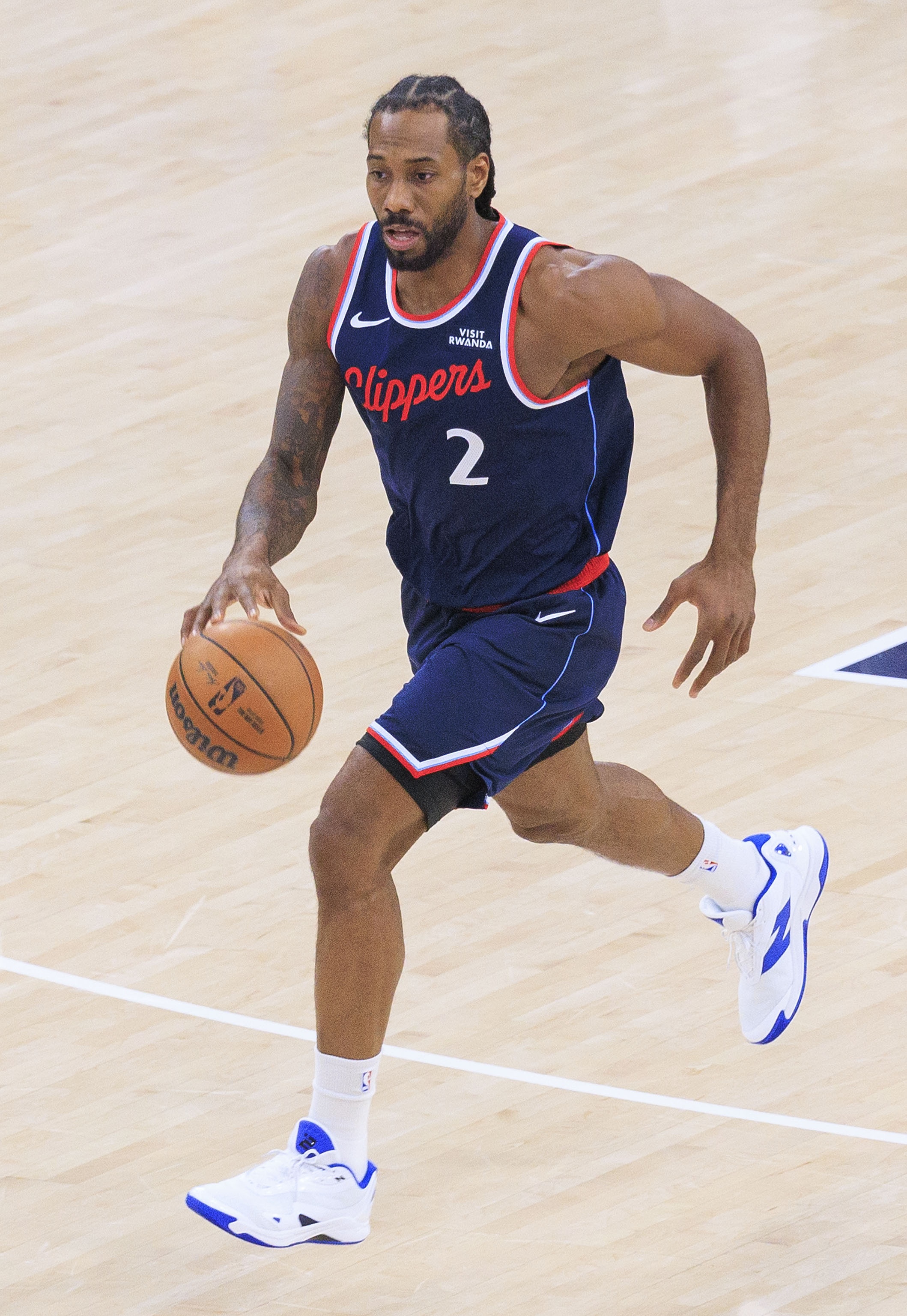 开云体育官网-首节限制篮网只得14分！小卡：他们年轻有天赋 我们不能掉以轻心